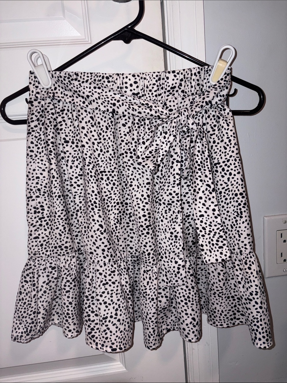 Polka Dot Ruffle Skirt - White/Black